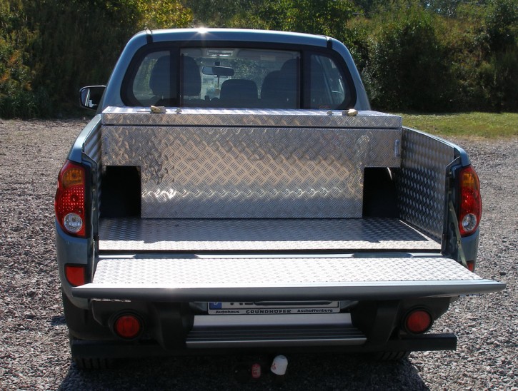 Pickup Box Modell Mitsubishi L200